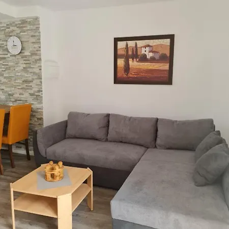 Apartment Trifkovic 3 Emden